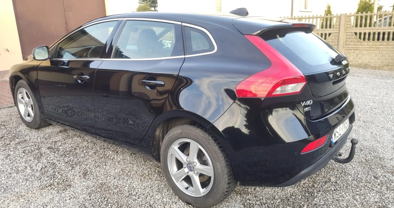 Volvo V40 cena 46000 przebieg: 74788, rok produkcji 2016 z Bierutów małe 466